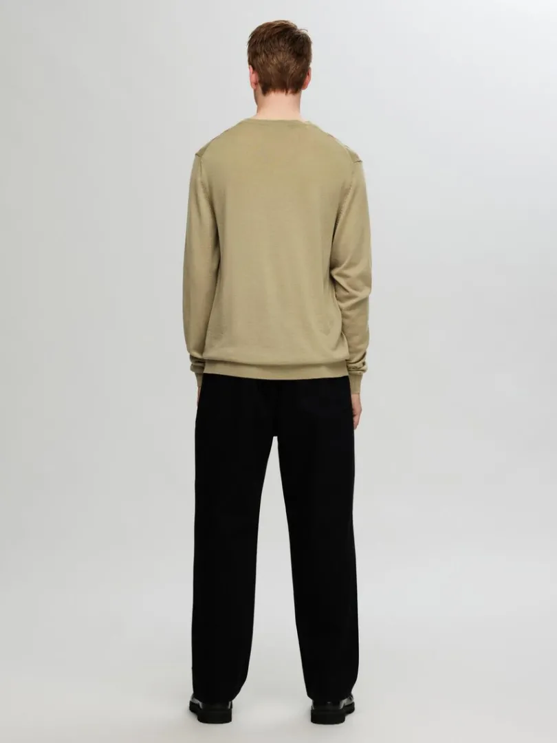 merinould_sweater_med_ru_5-3.webp Strik>SELECTED 100% MERINOULD SWEATER MED RUND HALS Brown