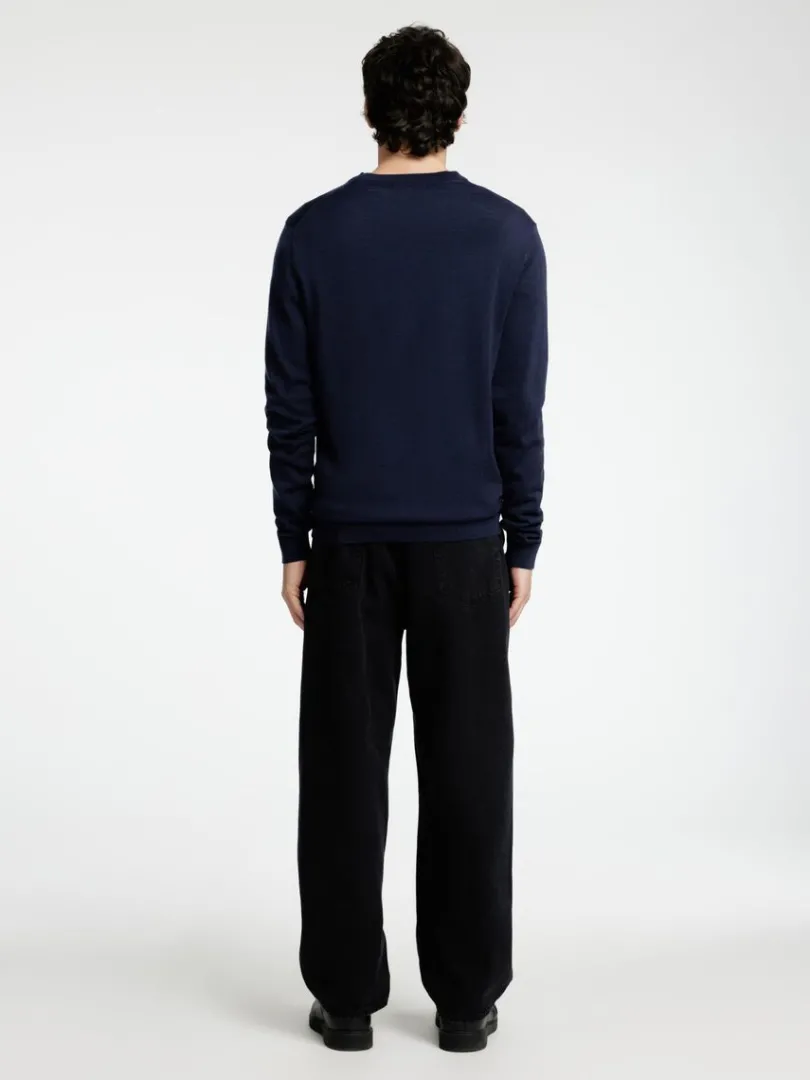 merinould_sweater_med_ru_5.webp Strik>SELECTED 100% MERINOULD SWEATER MED RUND HALS Blue
