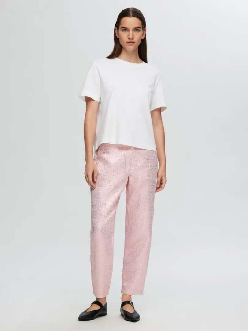 metalfarvet_jacquard_crop_1.webp Bukser>SELECTED METALFARVET JACQUARD CROPPED BUKSER Pink
