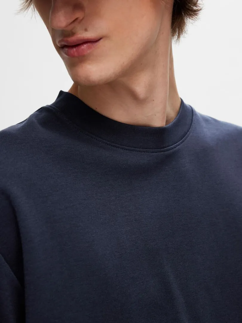 oversized_kortrmet_tshirt_3-3.webp T-shirts>SELECTED OVERSIZED KORTÆRMET T-SHIRT Blue