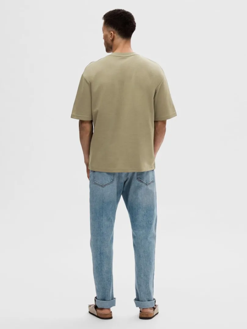 oversized_kortrmet_tshirt_4-10.webp T-shirts>SELECTED OVERSIZED KORTÆRMET T-SHIRT Green