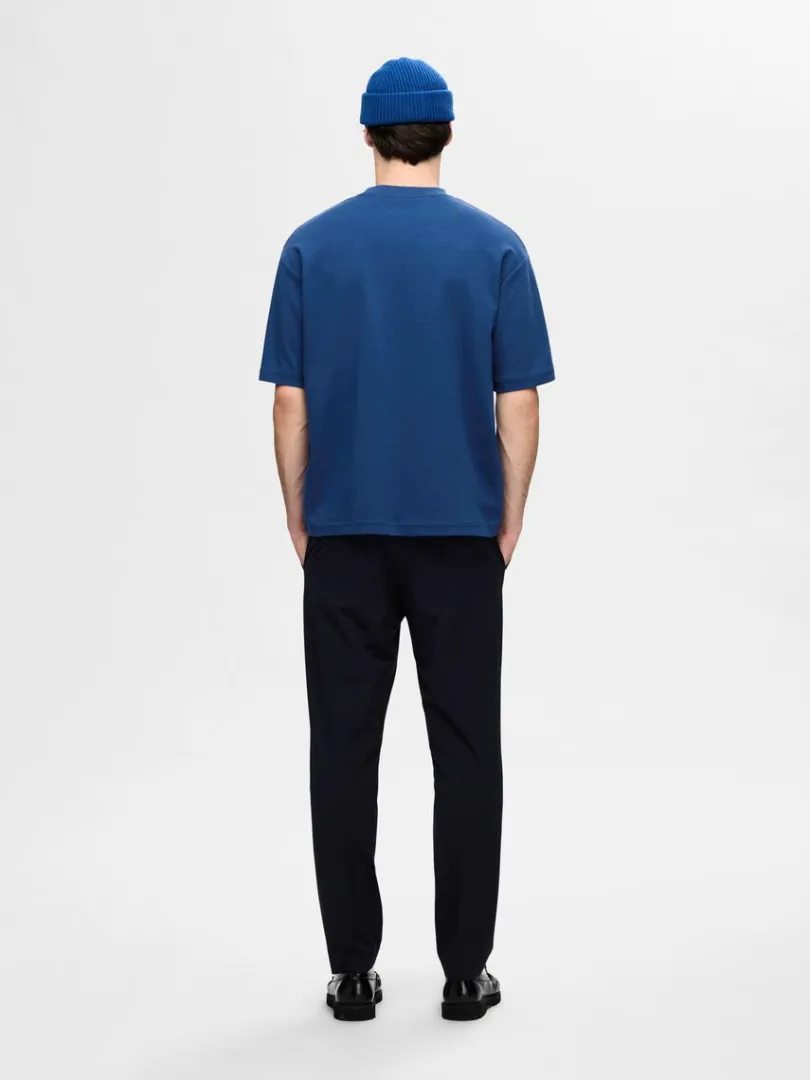 oversized_kortrmet_tshirt_4-4.webp T-shirts>SELECTED OVERSIZED KORTÆRMET T-SHIRT Blue