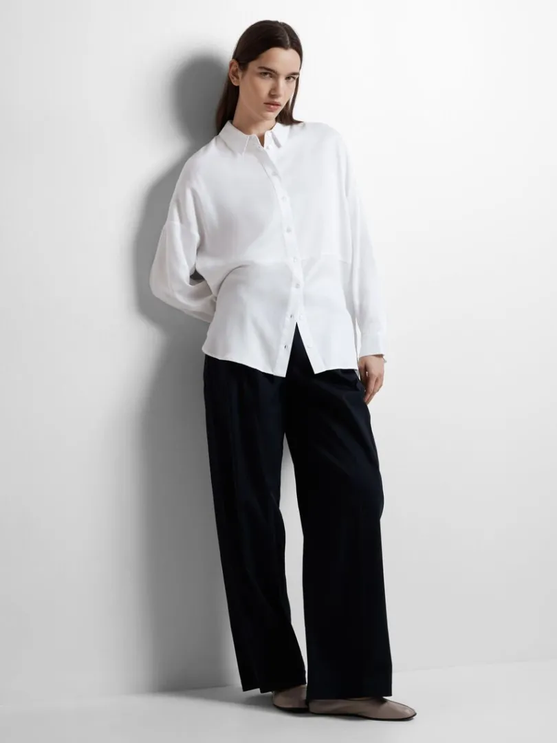 oversized_skjorte_2-2.webp Skjorter>SELECTED OVERSIZED SKJORTE White