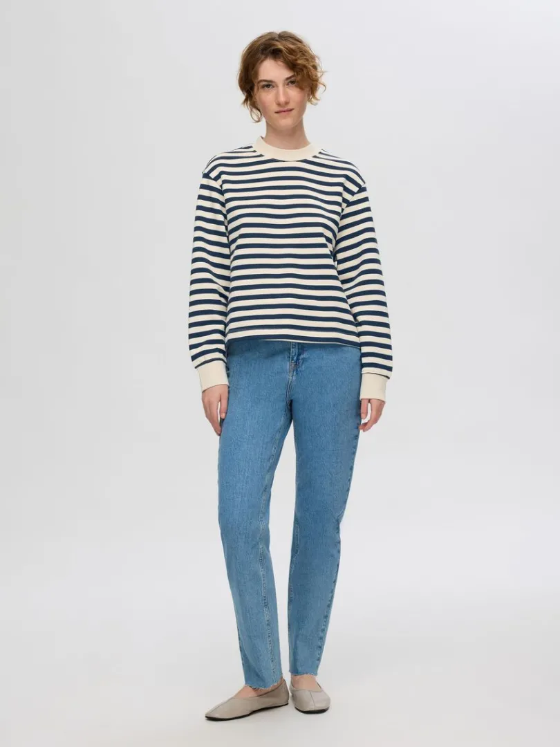 oversized_stribet_sweatsh_1.webp Hættetrøjer & Sweatshirts>SELECTED OVERSIZED STRIBET SWEATSHIRT Blue