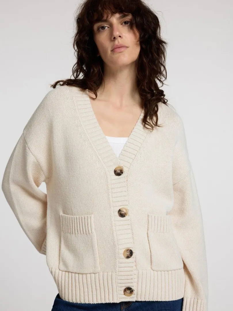 oversized_strikket_cardig_3.webp Strik>SELECTED OVERSIZED STRIKKET CARDIGAN Beige