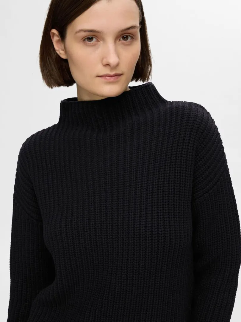 oversized_striktrje_3-12.webp Strik>SELECTED OVERSIZED STRIKTRØJE Black