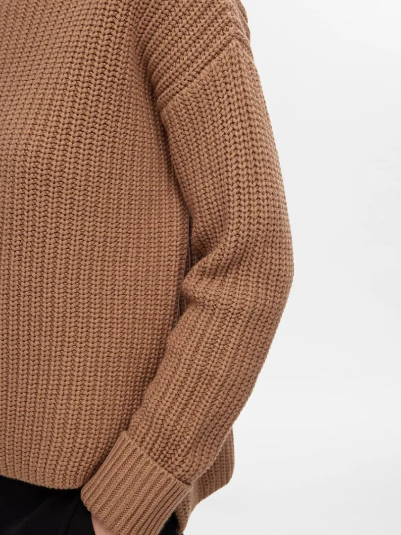 oversized_striktrje_3-5.webp Strik>SELECTED OVERSIZED STRIKTRØJE Brown