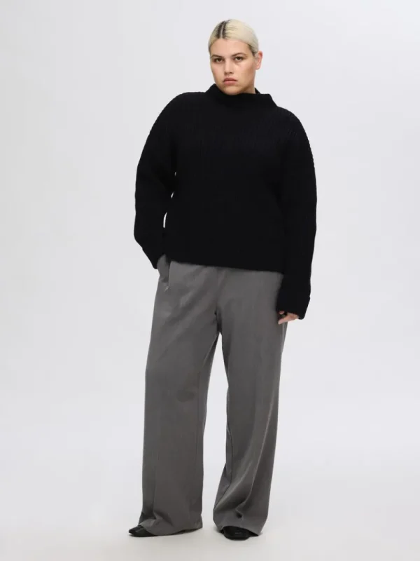 Strik>SELECTED OVERSIZED STRIKTRØJE Black