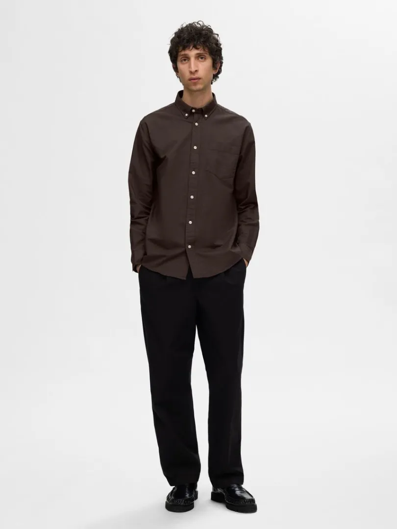 oxford_skjorte_2.webp Skjorter>SELECTED OXFORD SKJORTE Brown