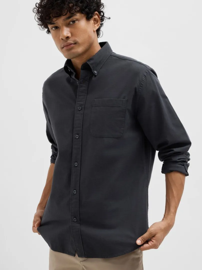 oxford_skjorte_3-6.webp Skjorter>SELECTED OXFORD SKJORTE Black