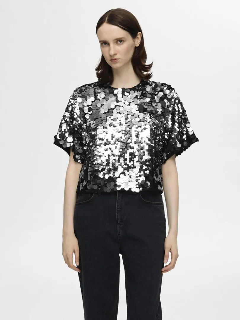 pailletter_kort_top_0.webp Toppe Og Bluser>SELECTED PAILLETTER KORT TOP Silver