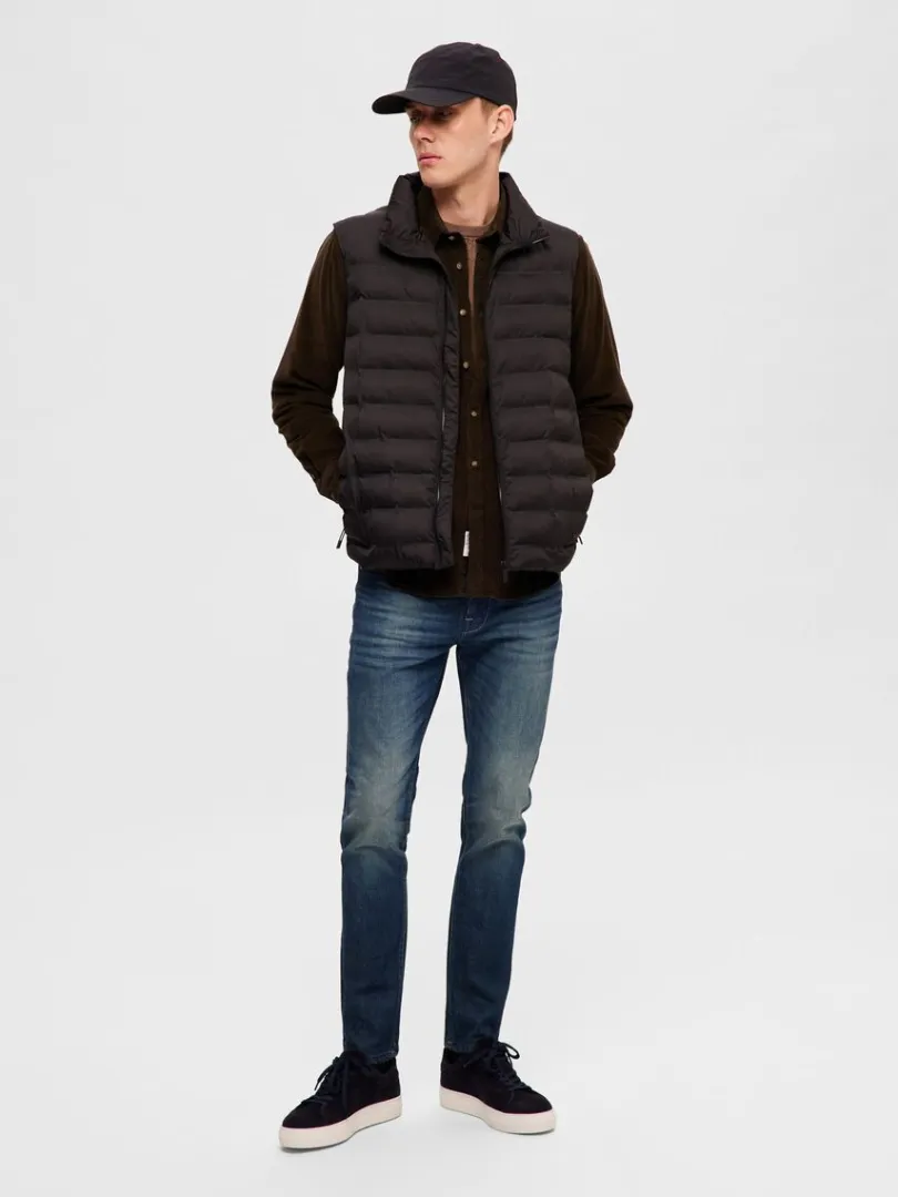 polstret_quiltet_vest_3-3.webp Overtøj>SELECTED POLSTRET QUILTET VEST Black