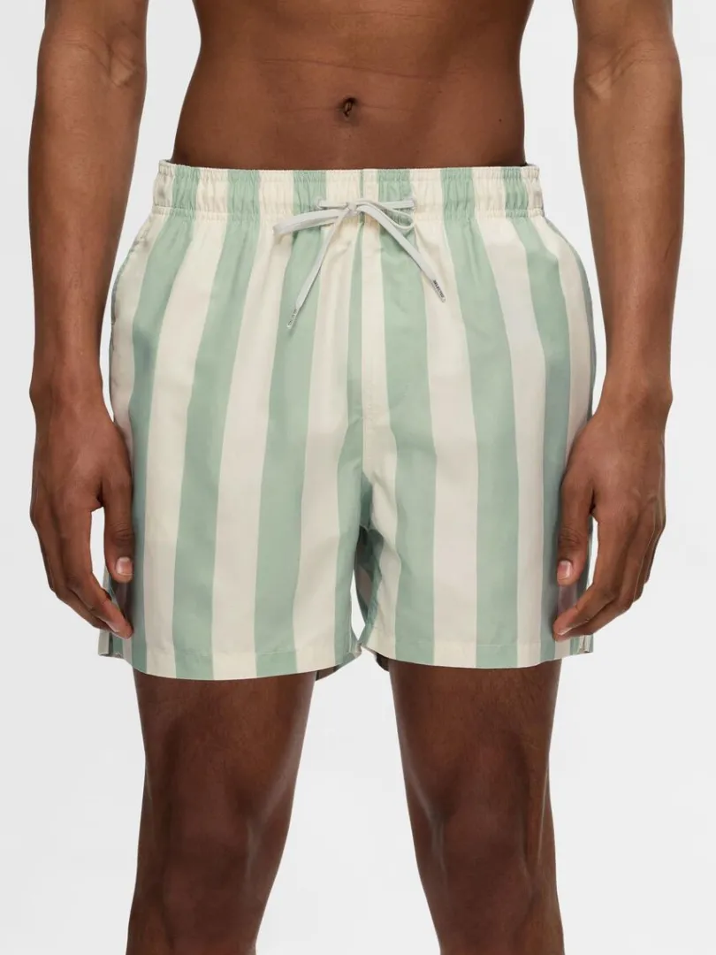 printede_badeshorts_0-3.webp Shorts>SELECTED PRINTEDE BADESHORTS Green
