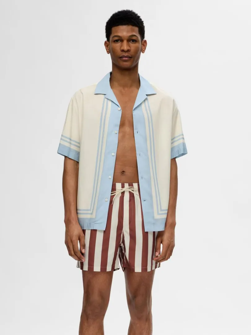 printede_badeshorts_2-2.webp Shorts>SELECTED PRINTEDE BADESHORTS Coloured