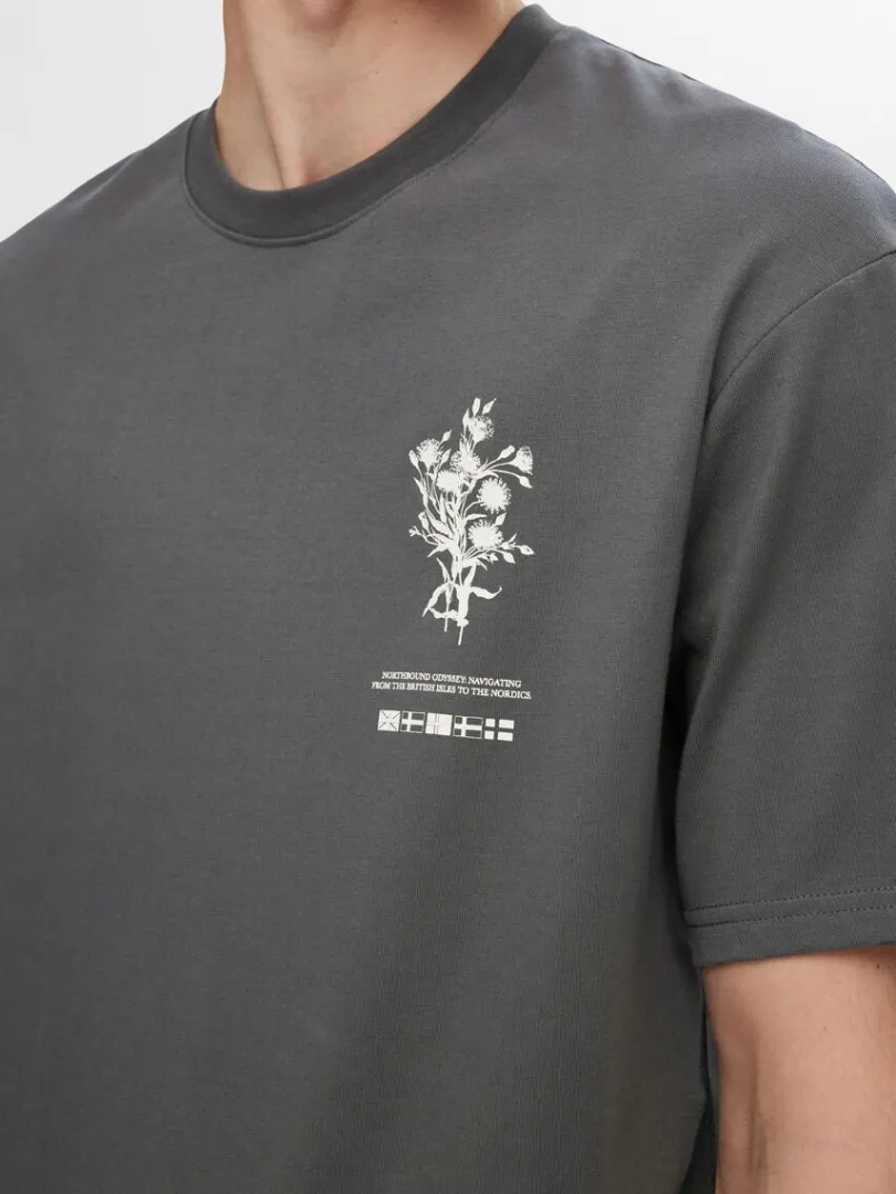 printet_bomuld_tshirt_3-2.webp T-shirts>SELECTED PRINTET BOMULD T-SHIRT Grey