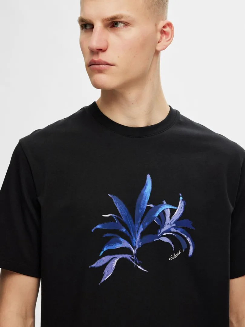 printet_bomuld_tshirt_3-5.webp T-shirts>SELECTED PRINTET BOMULD T-SHIRT Black