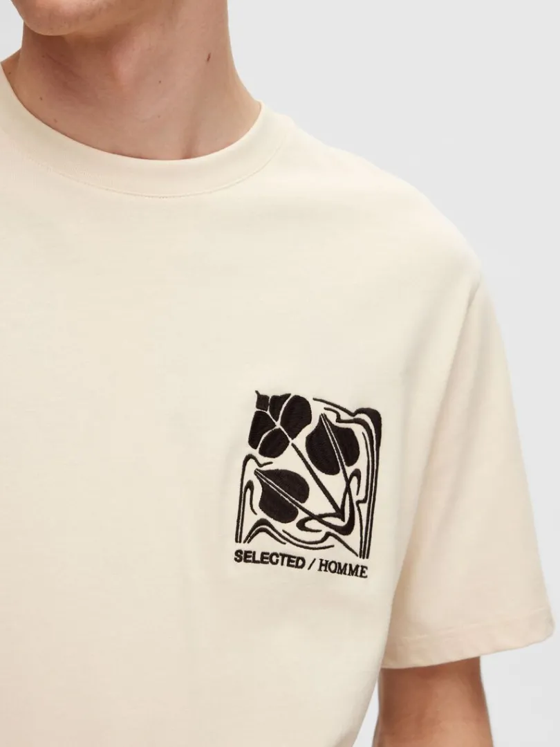 printet_bomuld_tshirt_3.webp T-shirts>SELECTED PRINTET BOMULD T-SHIRT Beige