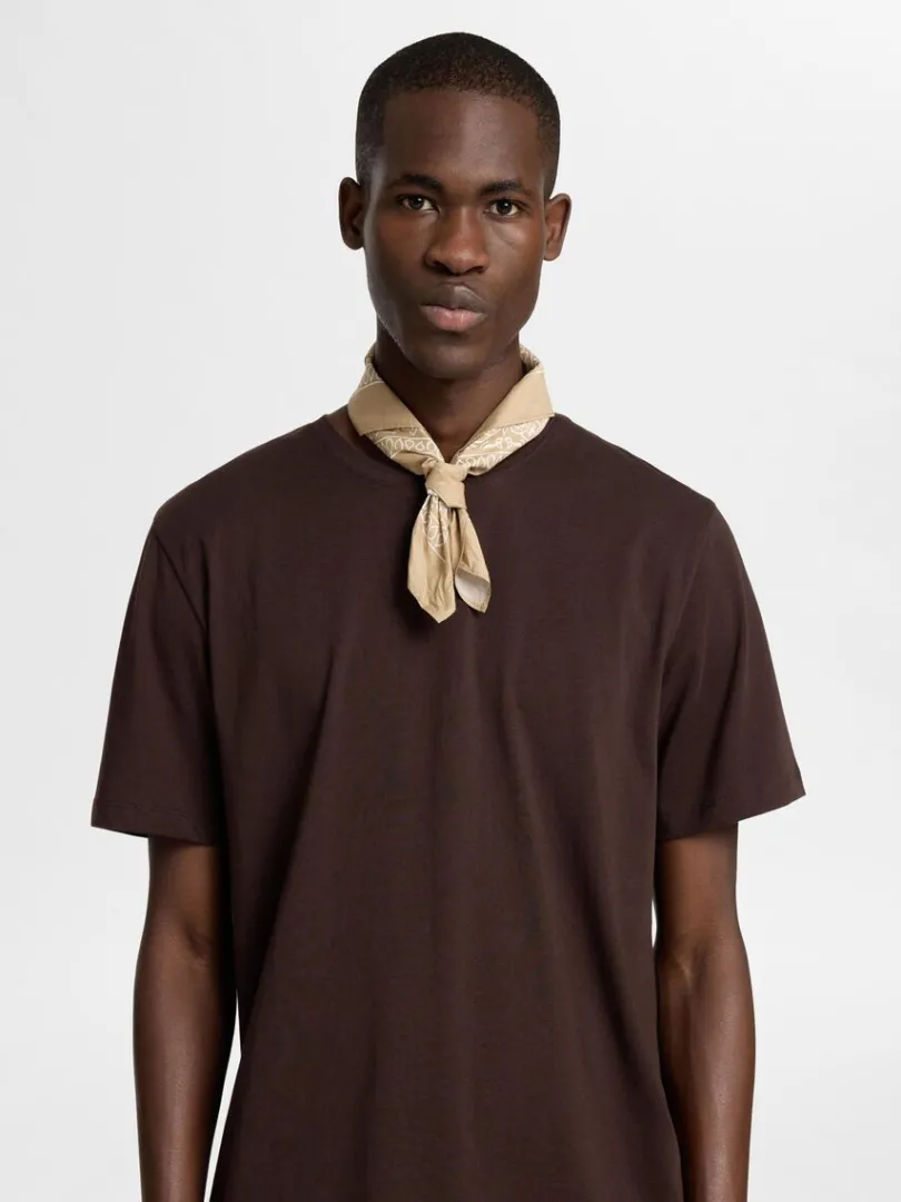 printet_halstrklde_1-8.webp Accessories>SELECTED PRINTET HALSTØRKLÆDE Beige