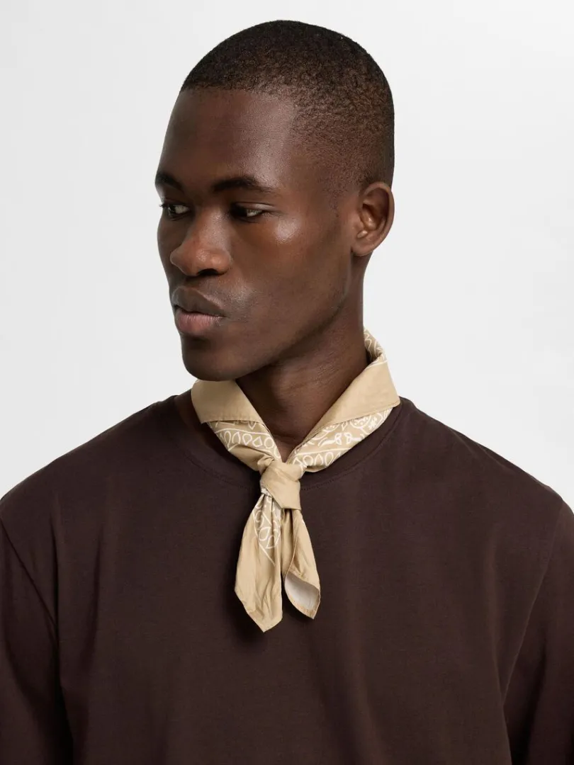 printet_halstrklde_3-4.webp Accessories>SELECTED PRINTET HALSTØRKLÆDE Beige