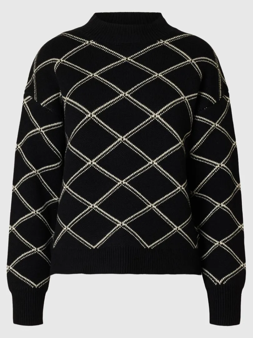 printet_hjhalset_trje_5.webp Strik>SELECTED PRINTET HØJHALSET TRØJE Black