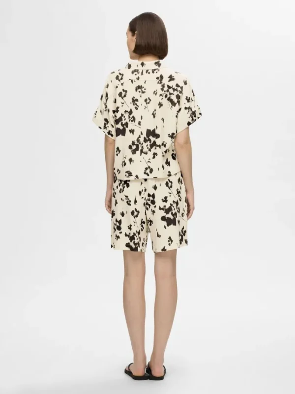 Shorts>SELECTED PRINTET LOOSE FIT SHORTS Beige
