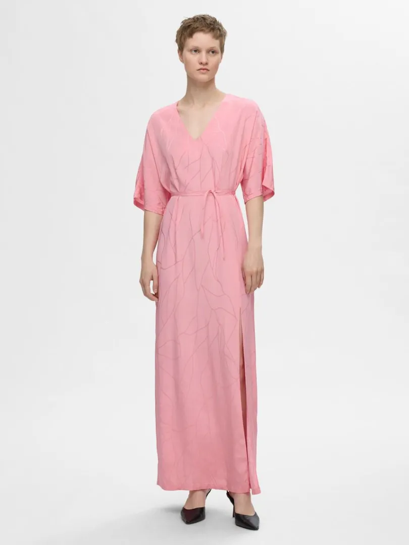 printet_maxikjole_0-1.webp Kjoler>SELECTED PRINTET MAXIKJOLE Pink