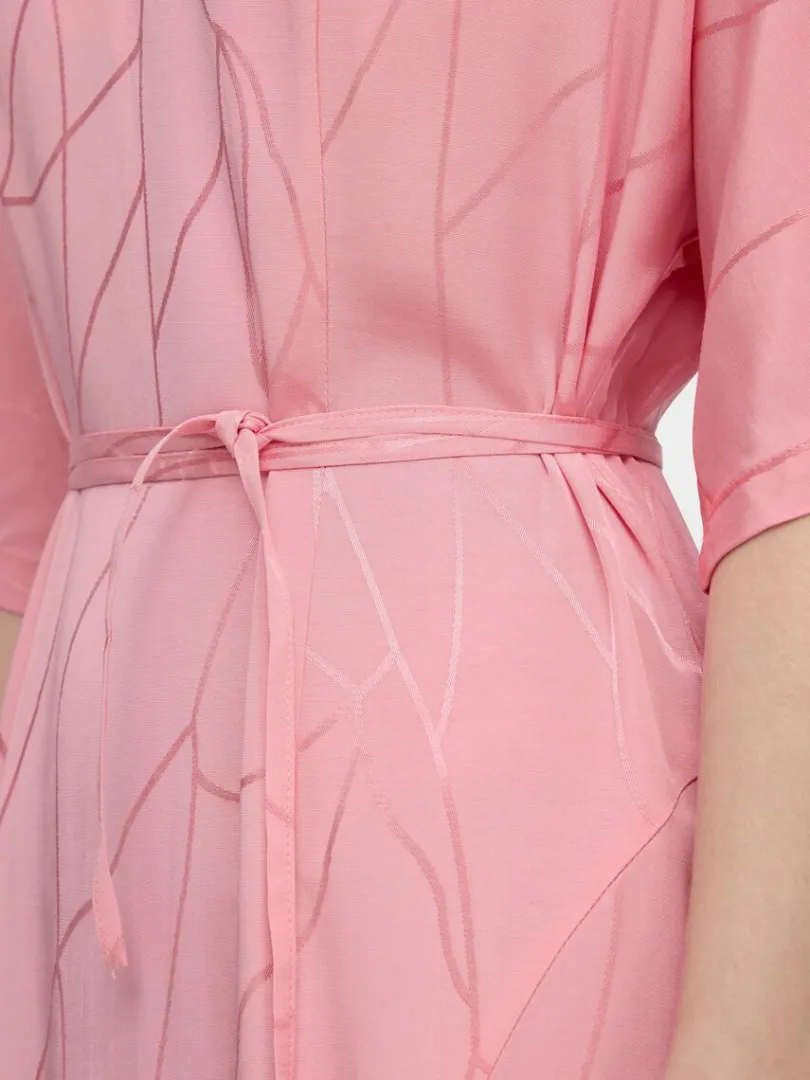 printet_maxikjole_3-1.webp Kjoler>SELECTED PRINTET MAXIKJOLE Pink