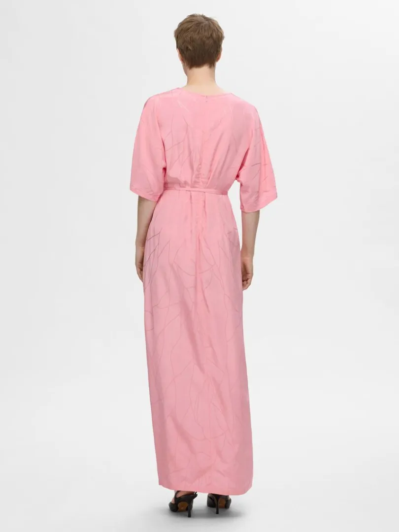 printet_maxikjole_4-1.webp Kjoler>SELECTED PRINTET MAXIKJOLE Pink
