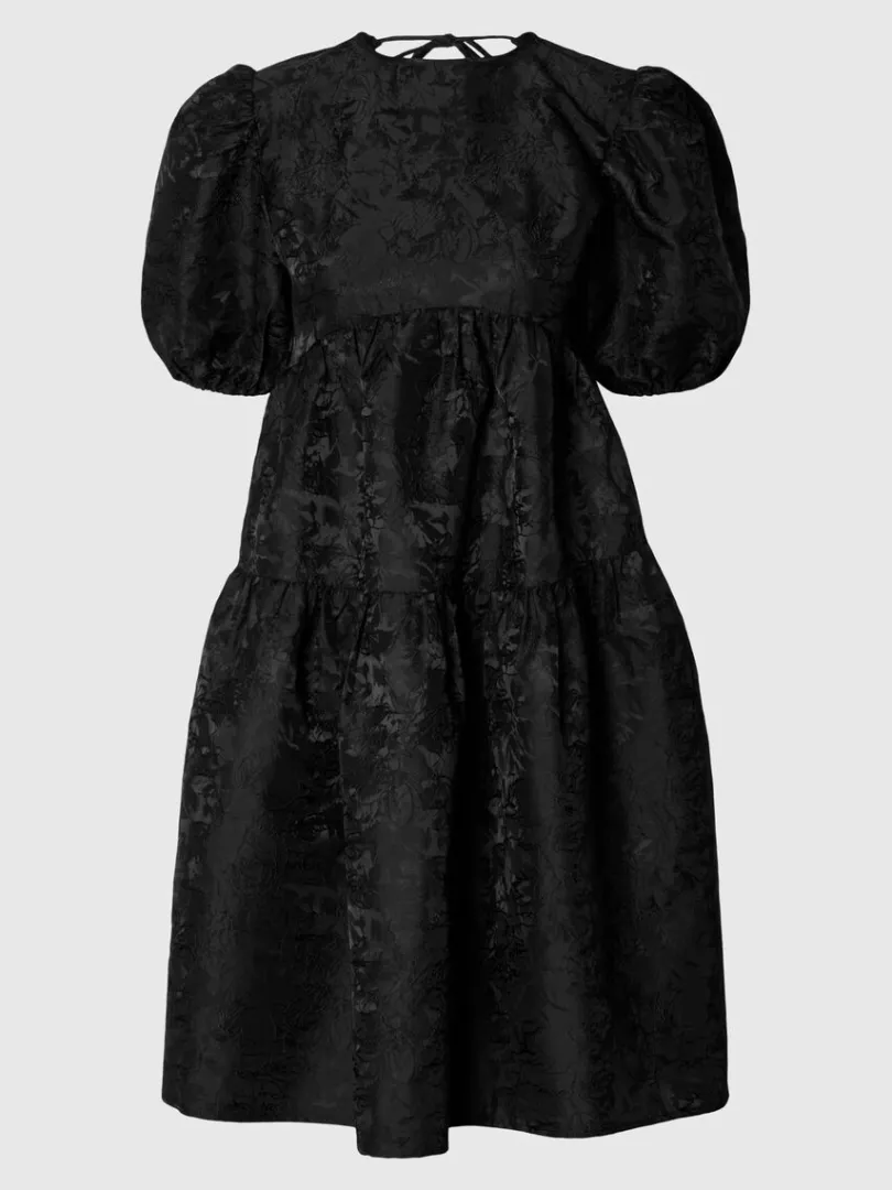 pufrmer_midikjole_5.webp Kjoler>SELECTED PUFÆRMER MIDIKJOLE Black