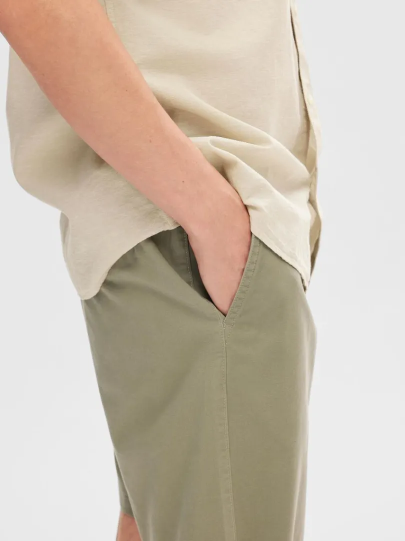 regular_fit_flex_shorts_4-4.webp Shorts>SELECTED REGULAR FIT FLEX SHORTS Green