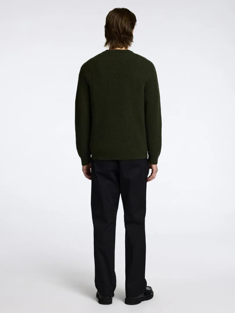 regular_fit_sweater_med_r_5-1.webp Strik>SELECTED REGULAR FIT SWEATER MED RUND HALS Green