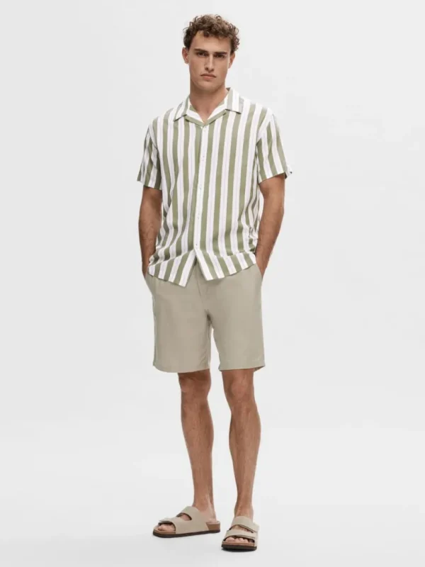 Shorts>SELECTED REGULAR PASFORM SHORTS Beige