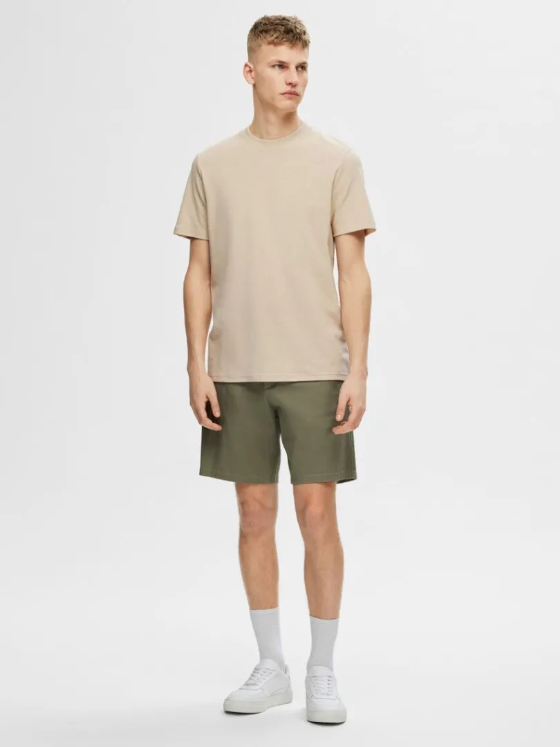 regular_pasform_tshirt_1.webp T-shirts>SELECTED REGULAR PASFORM T-SHIRT Beige