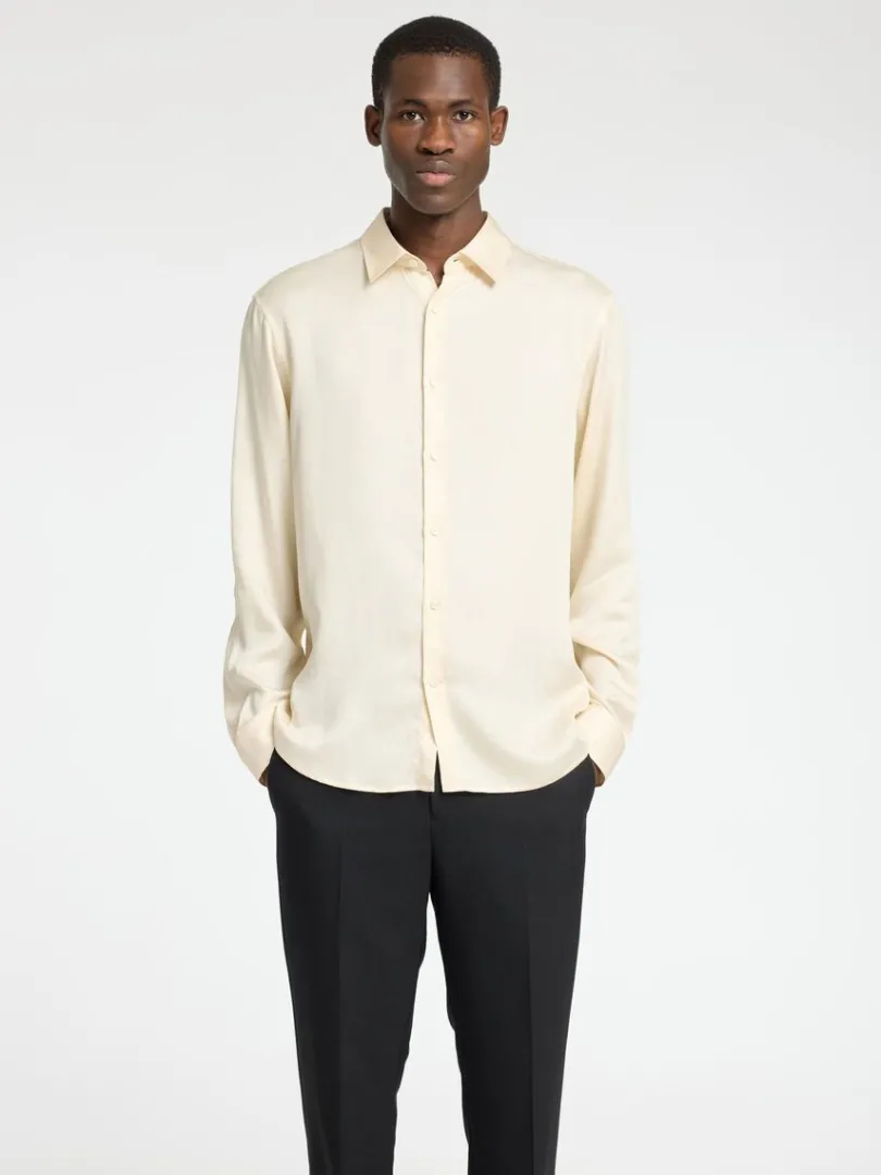 relaxed_fit_satinskjorte_0.webp Skjorter>SELECTED RELAXED FIT SATINSKJORTE Beige