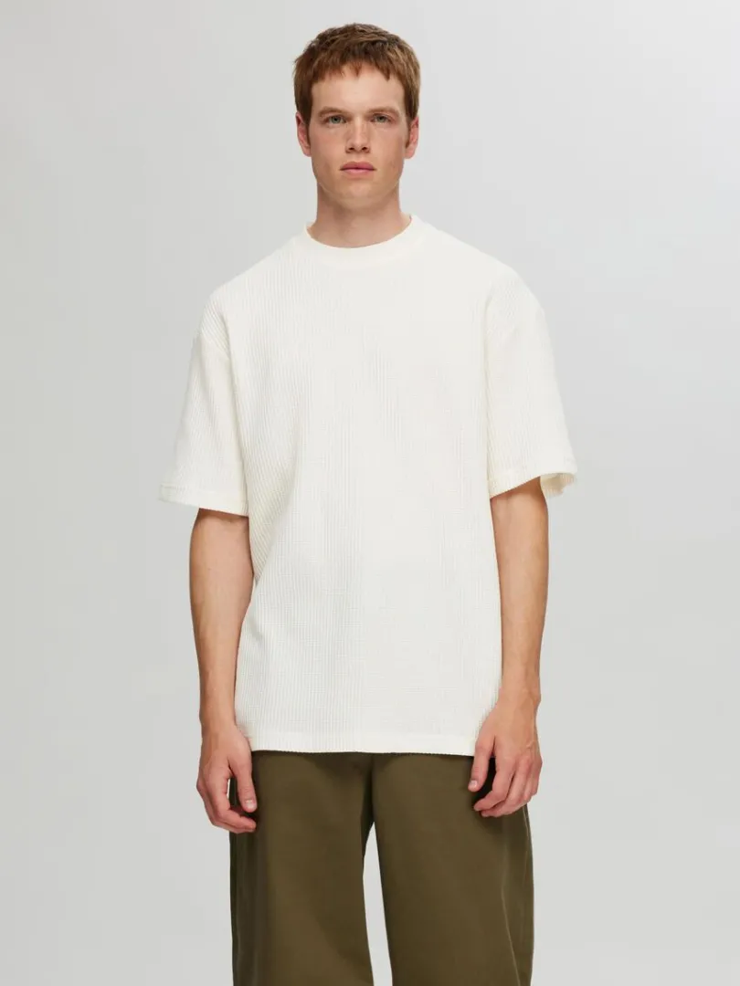 relaxed_fit_vaflet_tshirt_0-2.webp T-shirts>SELECTED RELAXED FIT VAFLET T-SHIRT White