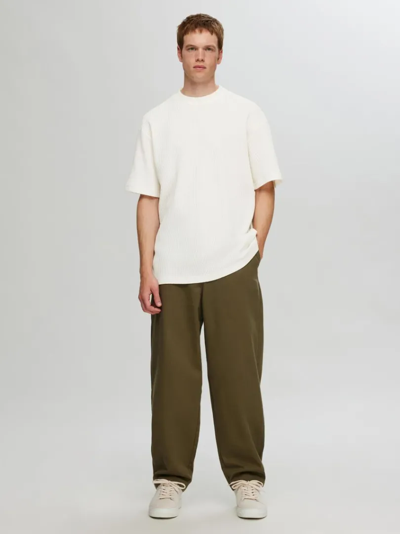 relaxed_fit_vaflet_tshirt_1-2.webp T-shirts>SELECTED RELAXED FIT VAFLET T-SHIRT White