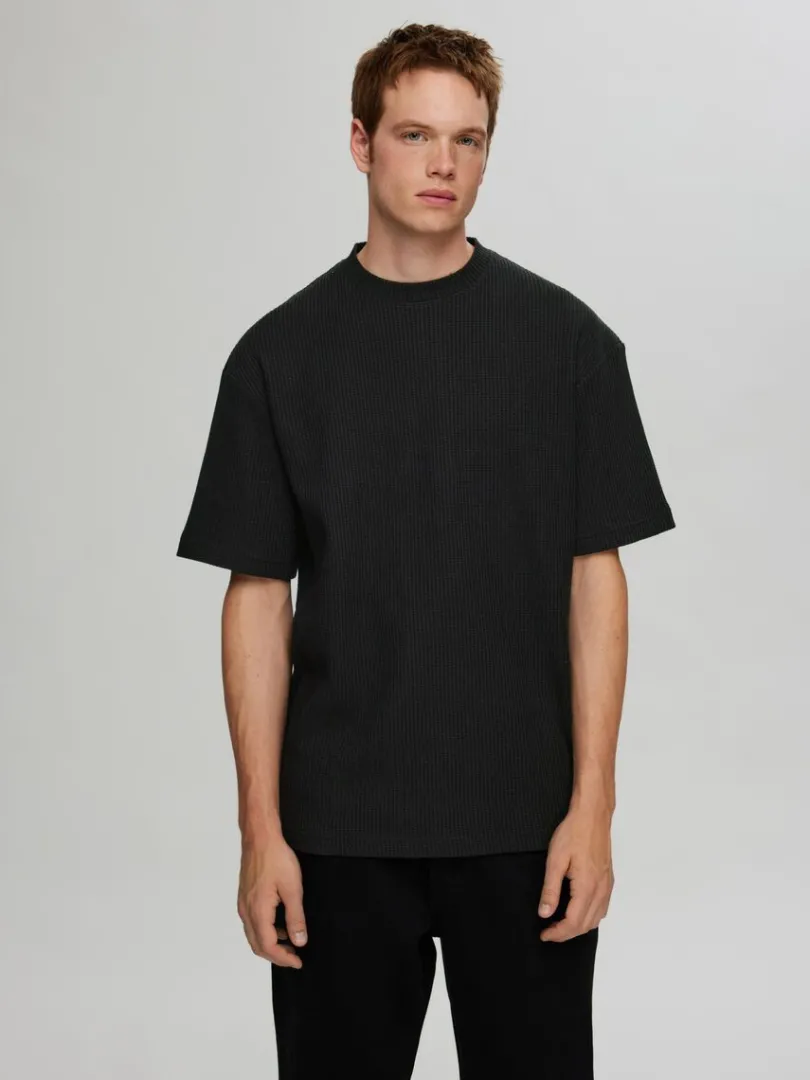 relaxed_fit_vaflet_tshirt_2.webp T-shirts>SELECTED RELAXED FIT VAFLET T-SHIRT Black