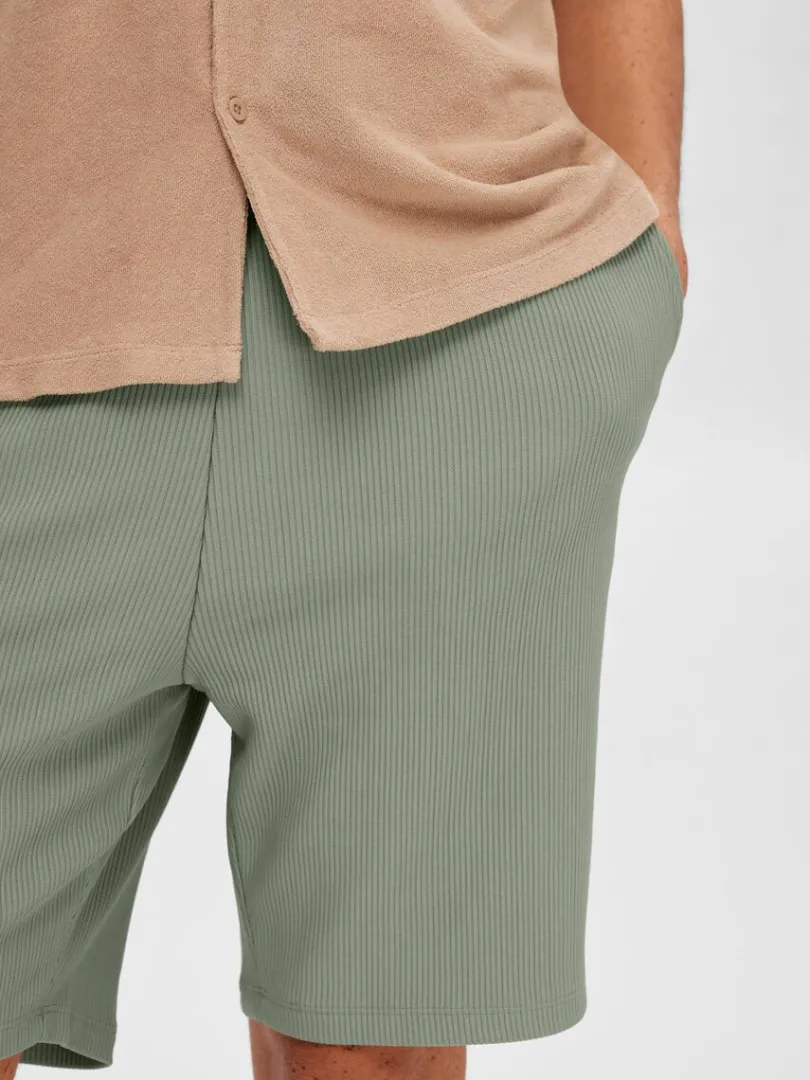 ribbede_shorts_5.webp Shorts>SELECTED RIBBEDE SHORTS Green
