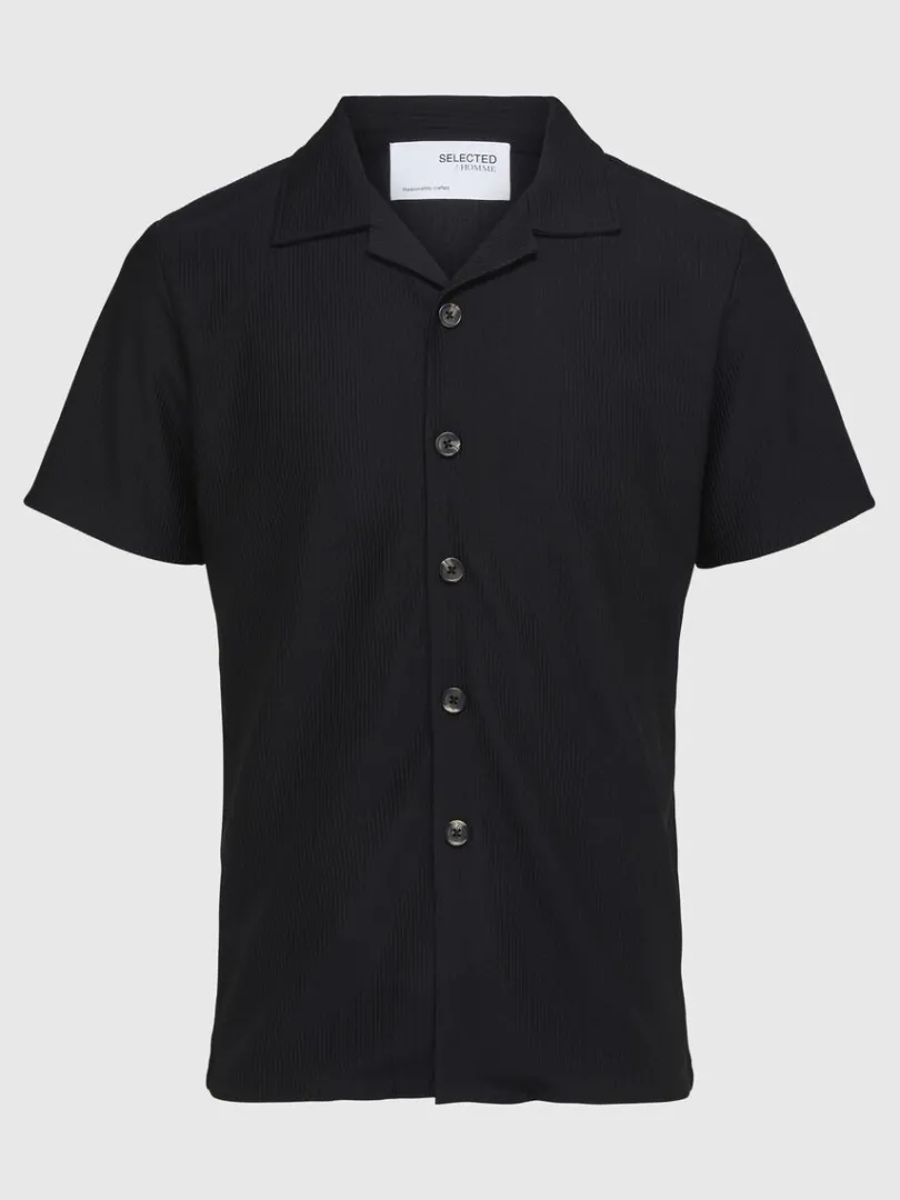 ribbet_cubancollar_kortrm_3-2.webp Skjorter>SELECTED RIBBET CUBAN-COLLAR KORTÆRMET SKJORTE Black