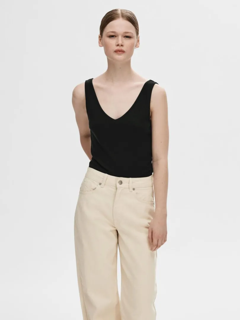 ribbet_tanktop_0.webp Toppe Og Bluser>SELECTED RIBBET TANKTOP Black