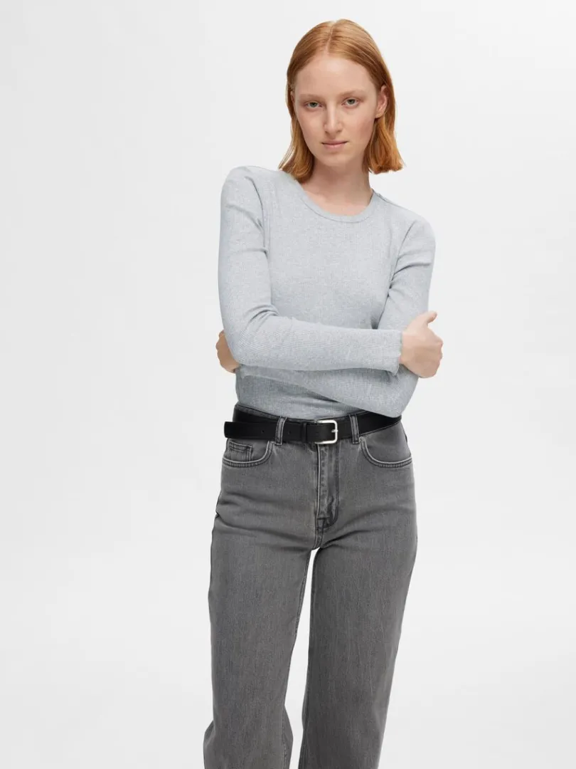 ribbet_top_med_lange_rmer_2.webp T-shirts>SELECTED RIBBET TOP MED LANGE ÆRMER Grey