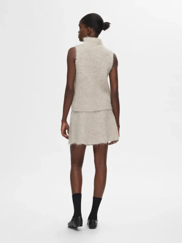 Strik>SELECTED ÆRMELØS STRIKKET TOP Beige