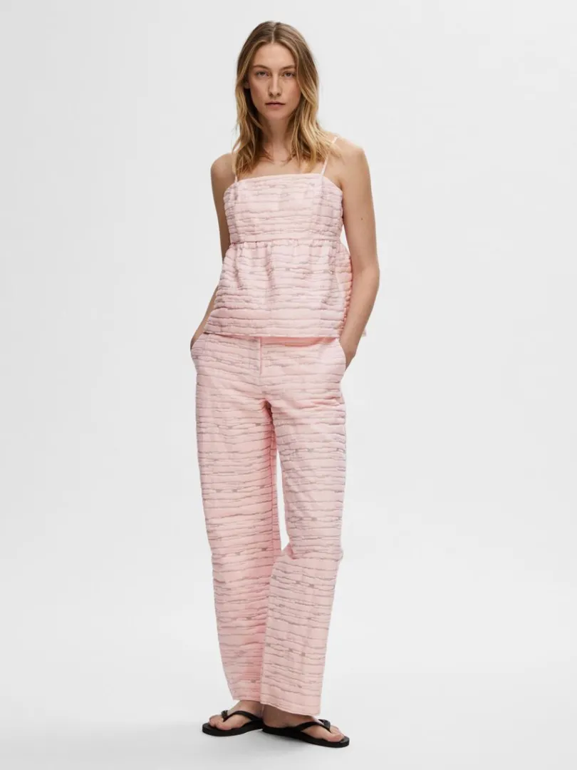 rmels_top_0.webp Toppe Og Bluser>SELECTED ÆRMELØS TOP Pink