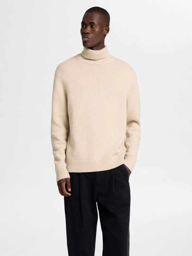 rullekrave_pullover_0-8.webp Strik>SELECTED RULLEKRAVE PULLOVER Beige