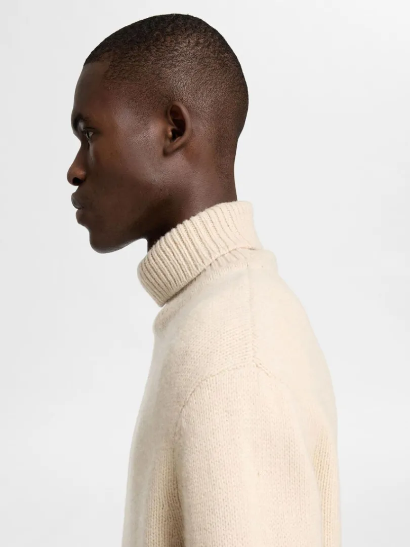 rullekrave_pullover_3-8.webp Strik>SELECTED RULLEKRAVE PULLOVER Beige