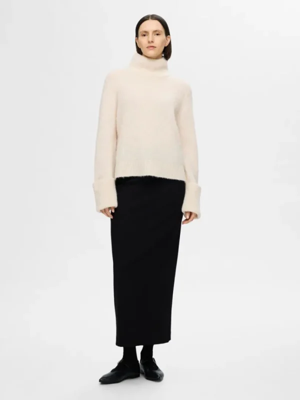 Strik>SELECTED RULLEKRAVE STRIKTRØJE Beige