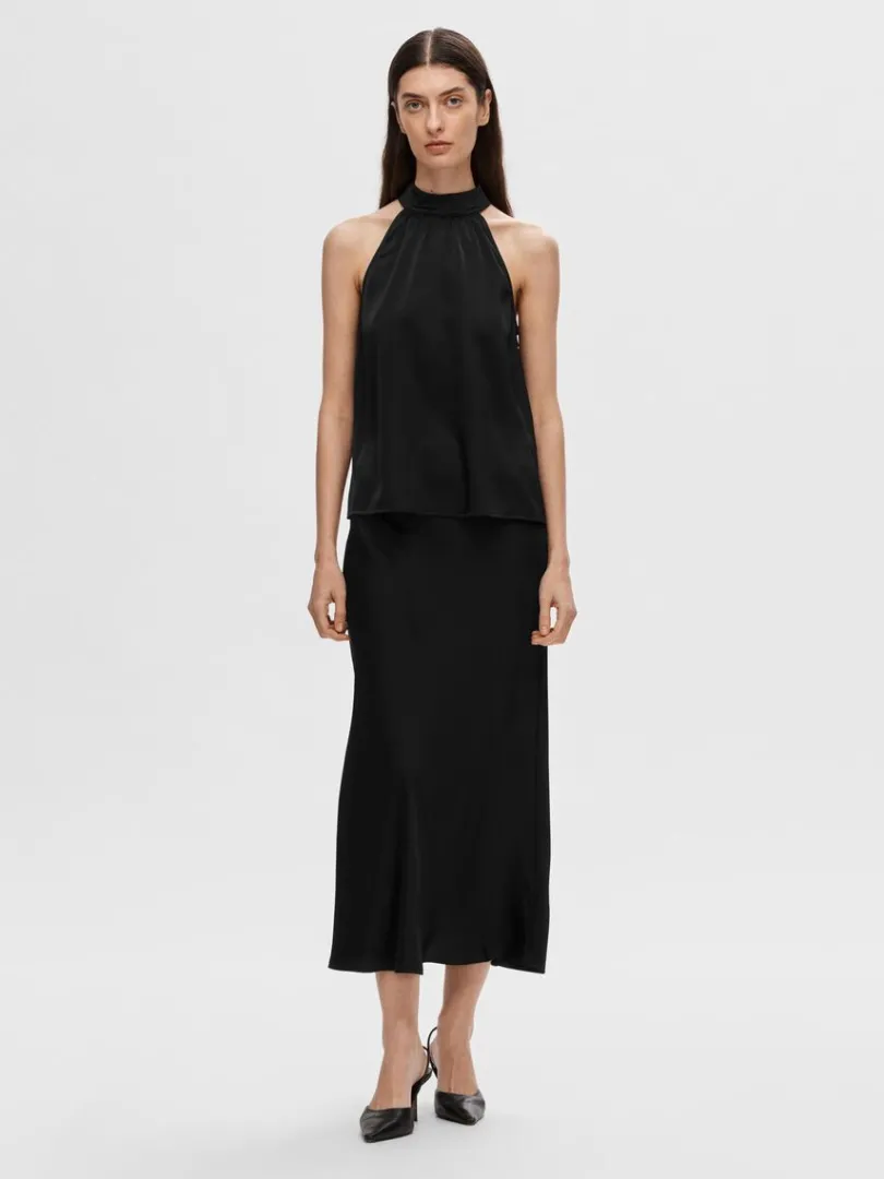 satin_halterneck_top_1-1.webp Toppe Og Bluser>SELECTED SATIN HALTERNECK TOP Black