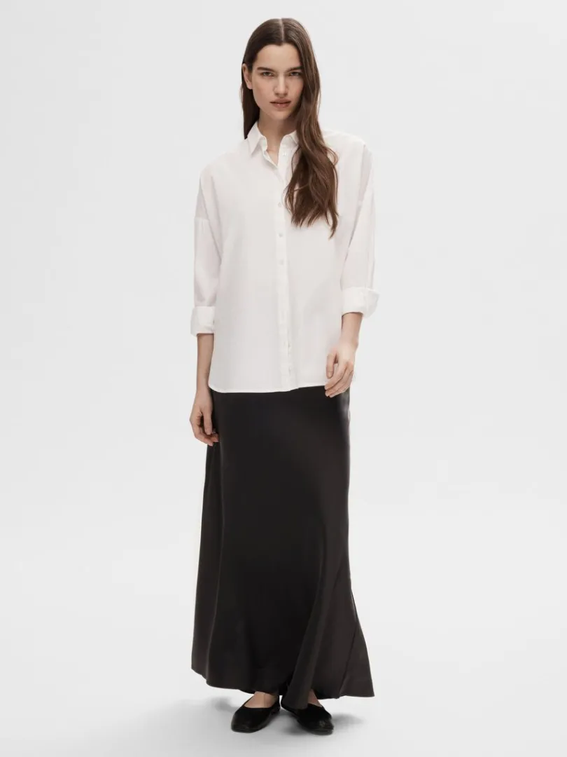 satin_maxinederdel_2-3.webp Nederdele>SELECTED SATIN MAXINEDERDEL Black