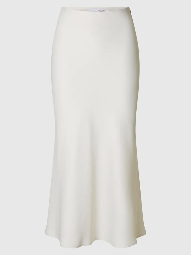 satin_midinederdel_0-6.webp Nederdele>SELECTED SATIN MIDINEDERDEL Beige