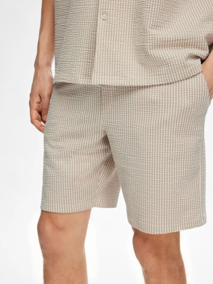 seersucker_shorts_5-5.webp Shorts>SELECTED SEERSUCKER SHORTS Beige